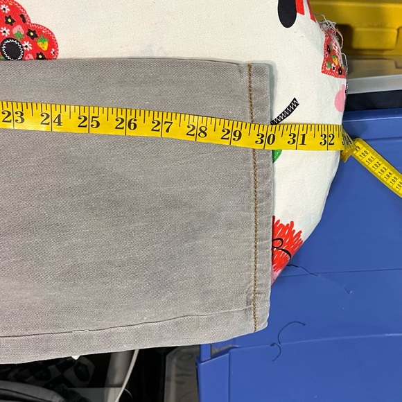 Rocawear Classic Fit Men’s Jeans - Picture 6 of 7